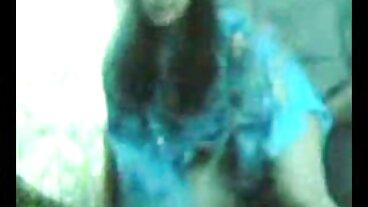 Adegan Legs On Shoulders dengan Lena video seks tudung Nitro dan Lullu Gun yang menggoda daripada LetsDoeIt