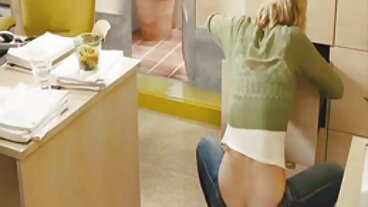 Adegan handjob dengan Lavanda B yang menggoda dari Clubseventeen cerpen sek melayu