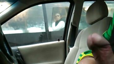 Lucah handjob dengan Zara Mendez yang ghairah daripada video sek tudung Wolf Wagner