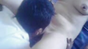 Adegan handjob dengan Noemie Bilas yang menggoda video seks awek melayu dari Filem Devil