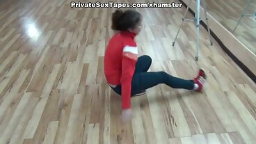 Lucah lubang mulia dengan Nadia Jay yang cantik dari Dogfart Network kesedapan seks