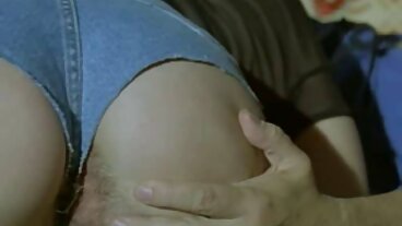 Skru mainan dengan filem seks melayu Charlotte Sins yang menggoda dari Cherry Pimps